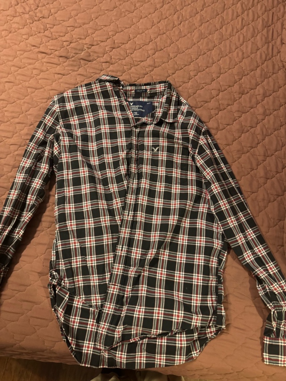 American Eagle Outfitters Men's Black Plaid Button-Down Shirt